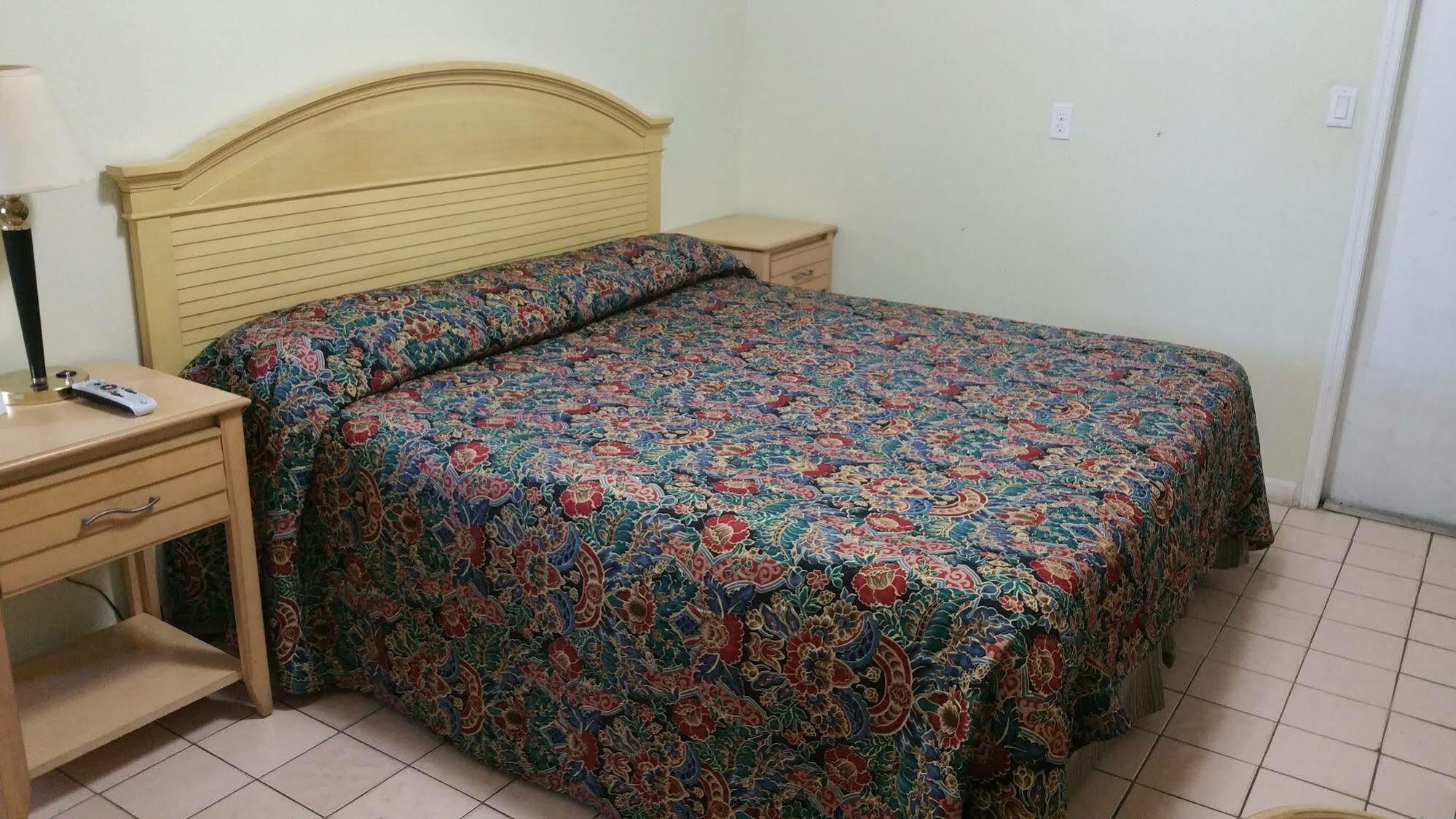 Travelers Inn - كليرووتر المظهر الخارجي الصورة