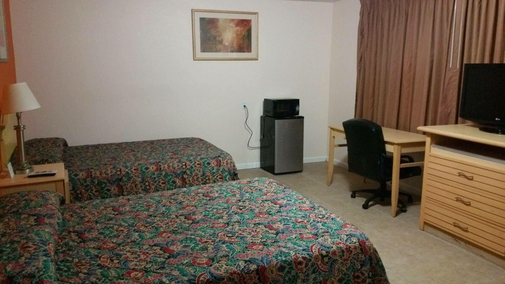 Travelers Inn - كليرووتر المظهر الخارجي الصورة